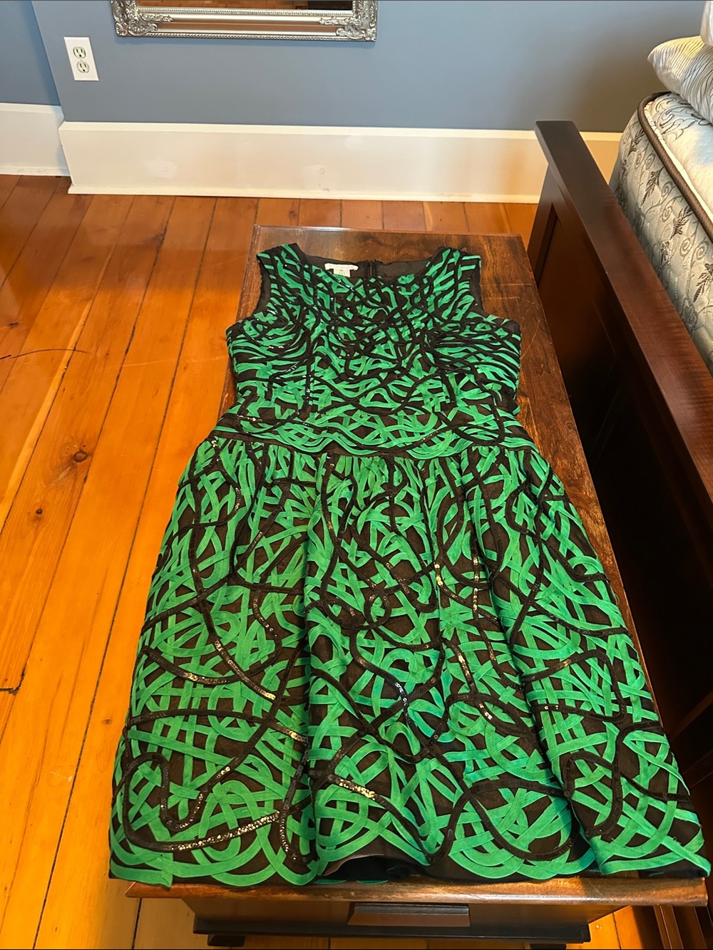 Oscar de la Renta Green and Black Sleeveless Fit-and-Flare Dress